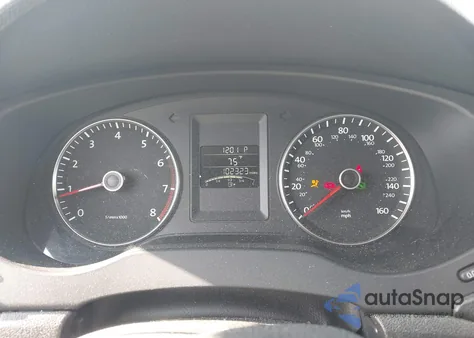 2013 Volkswagen Jetta 2.5L Se z USA, uszkodzony, nr VIN 3VWDP7AJ8DM423681